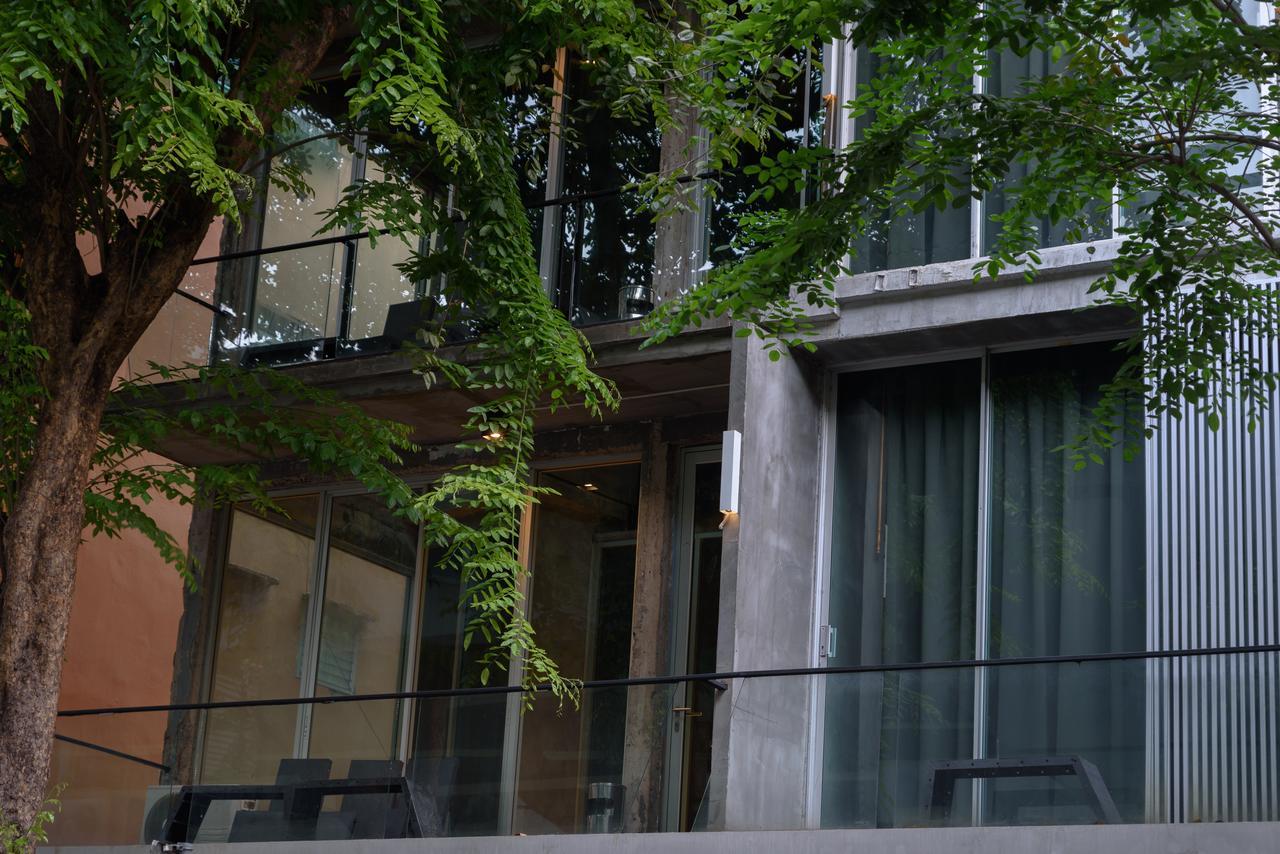 Thrive The Hostel : Patpong By The Belle Bangkok Exterior photo