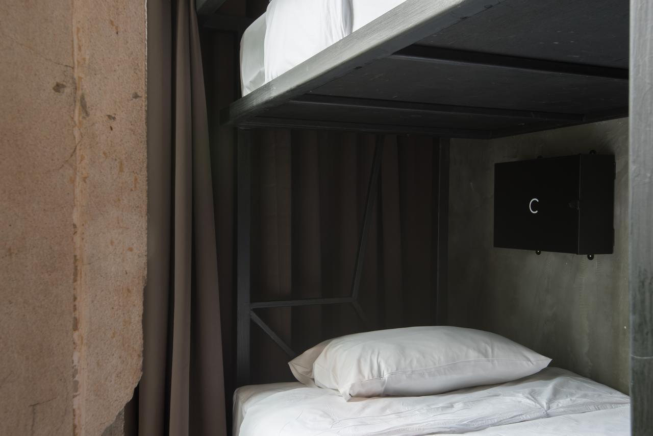 Thrive The Hostel : Patpong By The Belle Bangkok Exterior photo